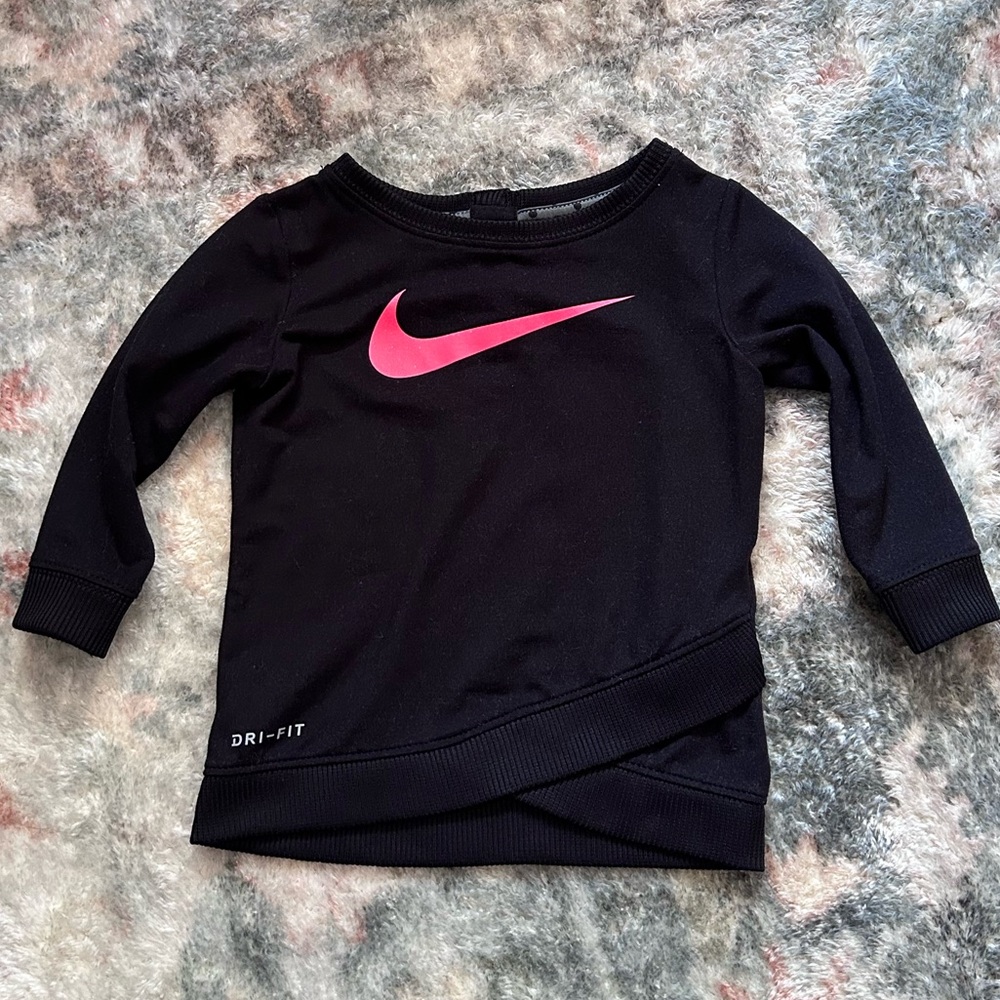 Girls Nike dri-fit shirt